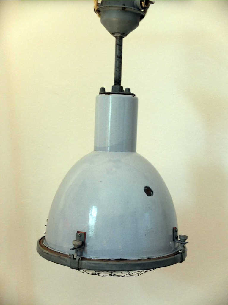 Industrielampe - works berlin...restauriert und verkauft original