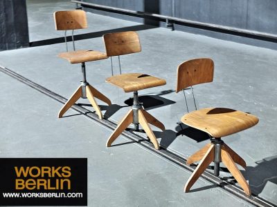 Diese vintage (alte) ROWAC Architektenstühle wurden auch von dem nachfolgeunternehmen BEMEFA hergestellt. Wir haben diese vintage ROWAC Stühle perfekt aufgearbeitet sie sind ein wahrer Eyecather in jedem Raum. ROWAC VINTAGE STÜHLE.